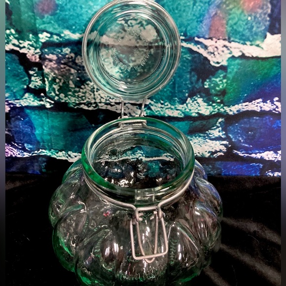 Vintage Green Italian Lidded Hermetic Apothecary Jar With Clamp Closure Italy - Picture 7 of 11